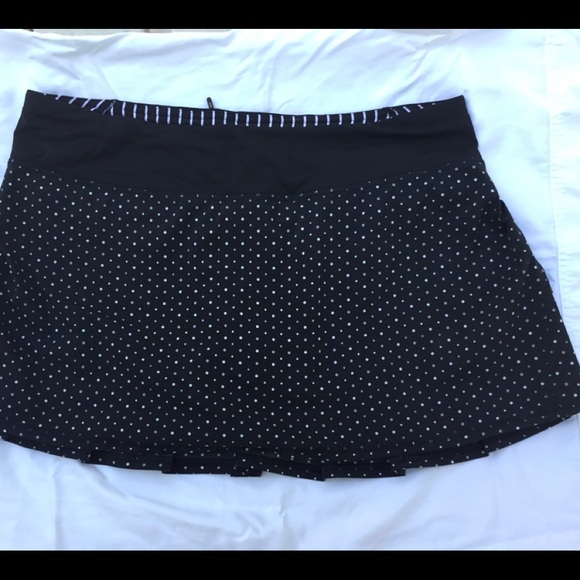lululemon athletica Dresses & Skirts - Lululemon pace setter skirt